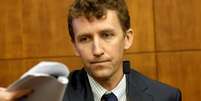Patrick Clancy no banco de testemunhas do Tribunal Superior de Plymouth, em Massachusetts  Foto: Reuters / BBC News Brasil