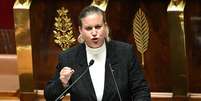 Presidente do grupo parlamentar da Fran&ccedil;a Insubmissa, Mathilde Panot, discursa na Assembleia Nacional francesa em 8 de setembro de 2025.  Foto: RFI