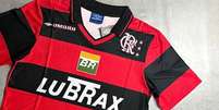 Foto: Uniforme retr&ocirc; em parceria com a Lubrax ( Divulga&ccedil;&atilde;o) / G&aacute;vea News
