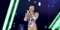 Xuxa em &ldquo;O &Uacute;ltimo Voo da Nave&rdquo;   Foto: Iwi Onodera/ Brazil News / Elas no Tapete Vermelho