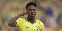Vini Jr comemora gol pelo Brasil na Copa do Mundo 2026&nbsp; &ndash;  Foto: Rafael Ribeiro / CBF / Jogada10