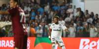 Neymar em campo no duelo entre Santos e Remo pelas oitavas de final da Copa do Brasil  Foto: MAUR&Iacute;CIO DE SOUZA/AGIF - AG&Ecirc;NCIA DE FOTOGRAFIA/ESTAD&Atilde;O CONTE&Uacute;DO