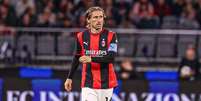 Modric explica renova&ccedil;&atilde;o com o Milan e manda recado sobre futuro de Rafael Le&atilde;o - Foto: Divulga&ccedil;&atilde;o / Milan / Jogada10