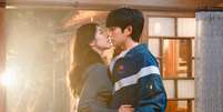 Sou crítico de cinema e já assisti ao novo dorama da Netflix: 4 acertos e 1 erro de 'Um Grude de Amor', com Jung Hae-in e Ha Young.  Foto: Divulgação, Netflix / Purepeople