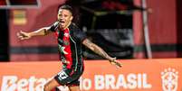 Foto: (VICTOR FERREIRA/EC VIT&Oacute;RIA / Esporte News Mundo