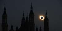 Eclipse visto de Zaragoza, no nordeste da Espanha  Foto: @zaragoza_es/X