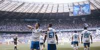 Kaio Jorge e Pedro marcam neste decisivo confronto?  Foto: Alamy / Sports Press Photo