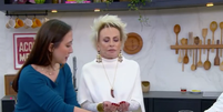 Ana Maria Braga ironiza repórter ao vivo: 'Que olhinho, menina?'  Foto: Reprodução/TV Globo