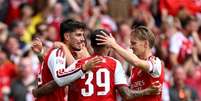 &nbsp;Havertz conclui para fazer o segundo gol do Arsenal sobre o Manchester City no jogo em que o Arsenal ganhou a ta&ccedil;a da Comunity Shield (Supercopa inglesa), pela 18&ordf; vez.  Foto: &nbsp; (Photo by Shaun Botterill/Getty Images) / Jogada10