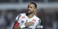 Neymar deve atuar contra o Recoleta Foto: Alexandre Schneider/Getty Images / Esporte News Mundo