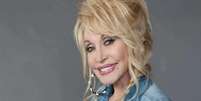 Dolly Parton pede desculpas ap&oacute;s cancelar show e detalha preocupa&ccedil;&atilde;o com sua sa&uacute;de  Foto: The Music Journal