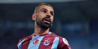 Mohamed Salah, do Trabzonspor, durante a partida do Campeonato Turco entre Kasimpasa SK e Trabzonspor, no Est&aacute;dio Recep Tayyip Erdogan, em 15 de agosto de 2026, em Istambul, Turquia.  Foto: BSR AgencyGetty Images