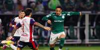 Quantos escanteios ter&atilde;o em Cerro Porte&ntilde;o e Palmeiras?  Foto: Alamy / Just Pictures