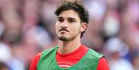Juli&aacute;n &Aacute;lvarez est&aacute; mais distante do Barcelona &ndash;  Foto: Angel Martinez/Getty Images / Jogada10