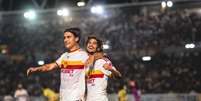 Jogadores de Lecce e Roma em disputa de bola na Serie A - Foto: Divulga&ccedil;&atilde;o / Roma / Jogada10