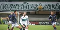 Remo e Coritiba em duelo na S&eacute;rie B   Foto: JP Pacheco/Coritiba / Esporte News Mundo