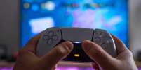 Sony passa a focar em monetizar a base atual de jogadores do PlayStation 5  Foto: Reprodu&ccedil;&atilde;o / Getty Images / NurPhoto