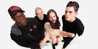 Sepultura em 2025 (E  Foto: D): Derrick Green, Paulo Xisto, Andreas Kisser, Greyson Nekrutman -  Stephanie Veronezzi / Rolling Stone Brasil