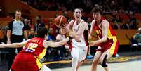Caitlin Clark durante EUA x China, pela primeira rodada do grupo D da Copa do Mundo de Basquete Feminino - Foto: Reprodu&ccedil;&atilde;o/FIBA / Esporte News Mundo