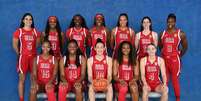 Elenco dos EUA para a Copa do Mundo de Basquete Feminino de 2026, na Alemanha, em foto oficial - Foto: Divulga&ccedil;&atilde;o/X/@usabasketball / Esporte News Mundo