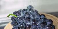 como lavar uvas. Foto: SaúdeLAB
