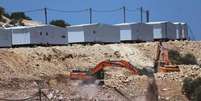 O secret&aacute;rio de Rela&ccedil;&otilde;es Exteriores, Ed Miliband, acusa "colonos terroristas" de expulsarem palestinos de suas terras na Cisjord&acirc;nia  Foto: EPA / BBC News Brasil