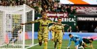 Brasileiro comemora um dos gols do empate da equipe na MLS - Foto: Divulgação / St Louis City SC / Jogada10