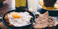 Depois dos 40, comer s&oacute; um ovo no caf&eacute; da manh&atilde; pode ser um grande erro  Foto: Freepik