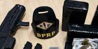 O homem abordado e todo o material apreendido foram encaminhados &agrave; Delegacia de Pol&iacute;cia de Prazeres.  Foto: PMPE/Divulga&ccedil;&atilde;o / Portal de Prefeitura
