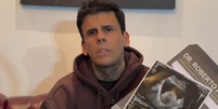 Leandro iniciou o processo de remo&ccedil;&atilde;o de tatuagens em 2024   Foto: Reprodu&ccedil;&atilde;o/Instagram/@leandrodesouzabless