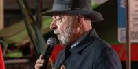 Lula recorreu a uma can&ccedil;&atilde;o rom&acirc;ntica de Roberto Carlos ao discursar para o p&uacute;blico da capital ga&uacute;cha  Foto: Reprodu&ccedil;&atilde;o (Imagem com qualidade melhorada por IA)