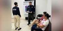 Jovem paraguaia é resgatada após ser enganada com oferta de trabalho e ser trazida ao Brasil, estuprada e mantida em cárcere privado  Foto: Reprodução/Polícia Nacional do Paraguai