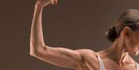 Sequência de exercícios destaca uma região dos braços muitas vezes esquecida, mas importante para a força e os movimentos do dia a dia Foto: Jupiterimages/Photo Images / Bons Fluidos