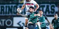 Maring&aacute; e Santa Cruz mediram for&ccedil;as na noite deste s&aacute;bado (12), pela S&eacute;rie C do Brasileiro - Foto: Fernando Teramatsu / Maring&aacute; FC / Jogada10