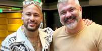 O professor Leo Reis d&aacute; nota 8 para o ingl&ecirc;s de Neymar: "O importante &eacute; compreender o interlocutor e se fazer entender"  Foto: Reprodu&ccedil;&atilde;o/@leoreis