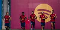Atividade de prepara&ccedil;&atilde;o do Bar&ccedil;a antes de receber o Racing - Foto: Marc Graupera/Barcelona / Jogada10