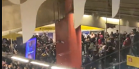 Passageiro registra lota&ccedil;&atilde;o na Linha Amarela do metr&ocirc; ap&oacute;s falhas  Foto: Reprodu&ccedil;&atilde;o/X 
