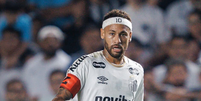 Neymar virou alvo de provocações na web após eliminação do Santos  Foto: Divulgação/X/@SantosFC