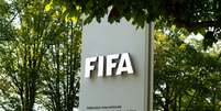 Placa da sede da FIFA   Foto: Robert Hradil/Getty Images / Esporte News Mundo
