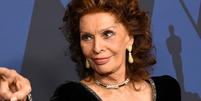 Sophia Loren, hoje aos 92: 'Envelhecer pode ser agradável e até divertido, se você souber usar o tempo, se está satisfeito com o que conseguiu e se continua sonhando'.  Foto: Getty Images / Purepeople