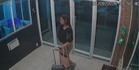 Isabelle Caracristi, de 22 anos, foi encontrada morta na &aacute;rea externa de um pr&eacute;dio de Fortaleza  Foto: Reprodu&ccedil;&atilde;o/Fant&aacute;stico/Rede Globo