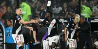 Defesa do Vasco tem bons n&uacute;meros com Pedro Emanuel &ndash;  Foto: Matheus Lima/Vasco / Jogada10
