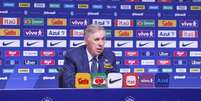 Carlo Ancelotti durante coletiva e convocação para os amistosos contra Austrália e Índia -   Foto: Rafael Ribeiro/CBF / Esporte News Mundo
