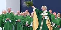 Papa conduziu missa no Santuário de Nossa Senhora de Lourdes, na França, neste domingo  Foto: ANSA / Ansa - Brasil