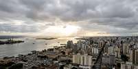 Previs&atilde;o de tempo no Rio Grande do Sul &eacute; de tempestade neste come&ccedil;o de semana  Foto: gerada por IA / Portal Terra / TerrAI
