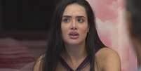 A ex-BBB Jordana Morais afirmou que o assalto aconteceu durante o dia, em seu primeiro fim de semana na nova casa  Foto: Globoplay/Reprodução / Estadão