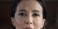 Assisti a 'Habeas Corpus' e fiquei apaixonada pelo cabelo de Marjorie Estiano: wet hair com gel e gloss é a tendência da Primavera que cria fios molhados, brilhantes e com ondas de dia na praia. Foto: Divulgação, Netflix / Purepeople