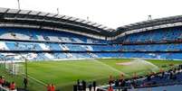 Manchester City foi considerado culpado das acusações de violação de regras financeiras - Foto: Catherine Ivill/Getty Images / Jogada10