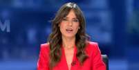 Carmen Corazzini foi 'tra&iacute;da' pelo &aacute;udio aberto, mas seu coment&aacute;rio n&atilde;o irritou as artistas envolvidas  Foto: Reprodu&ccedil;&atilde;o/TV