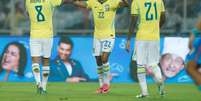 Samuel Lino comemora um dos gols feitos contra a &Iacute;ndia em Calcut&aacute;, durante &uacute;ltimo amistoso da Super Data Fida de setembro e outubro -   Foto: Rafael Ribeiro/CBF / Esporte News Mundo